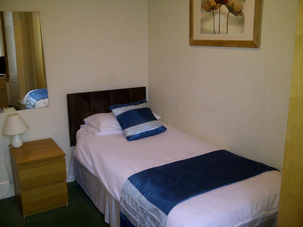 The Northfield House Hotel Edinburgh Pokoj fotografie